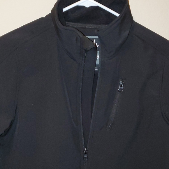 Waterproof/ Windproof Jacket - Picture 2 of 4
